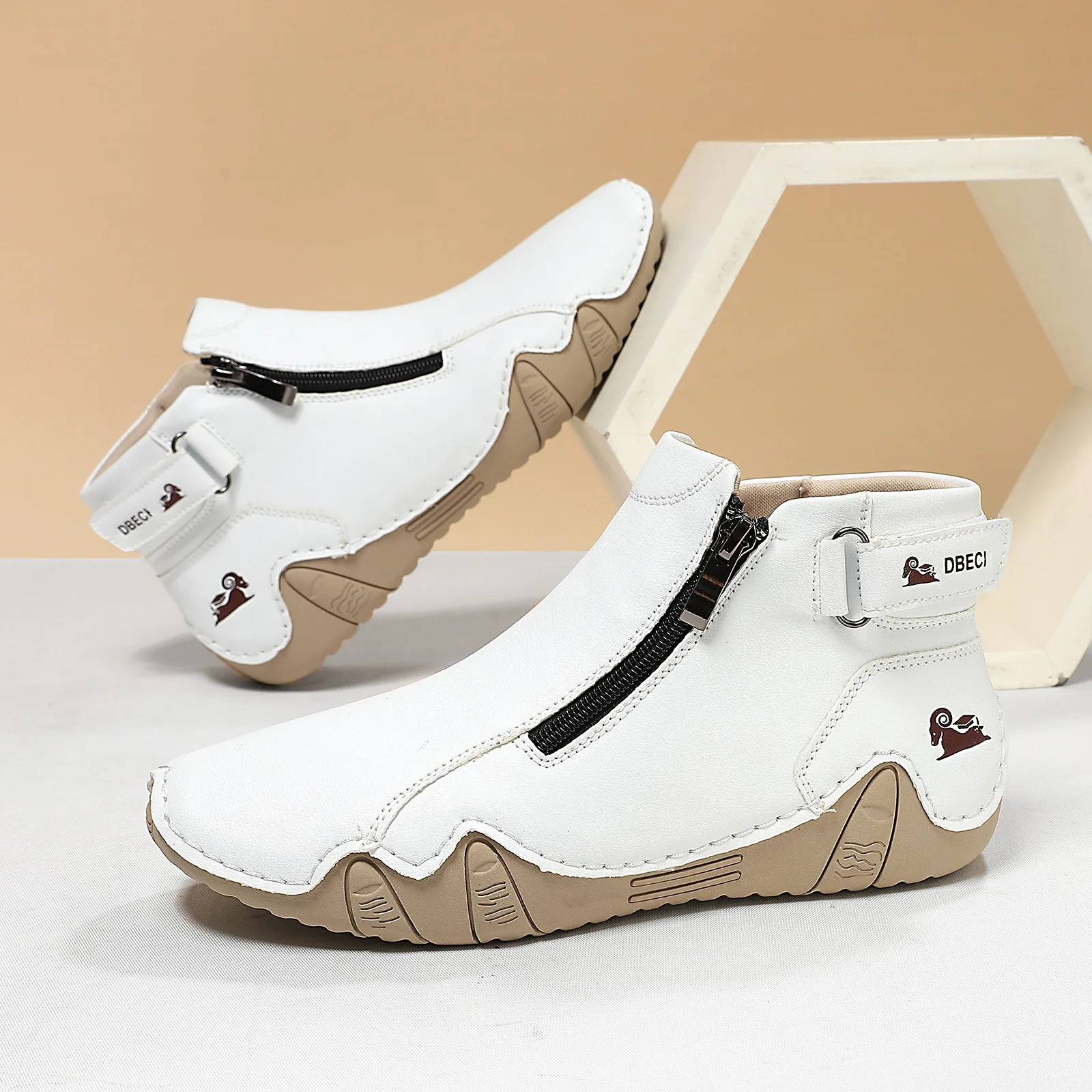 

Женские ботинки, повседневные высокие кроссовки на мягкой подошве, модные женские кожаные слипоны для вождения, удобные роскошные ботильоны