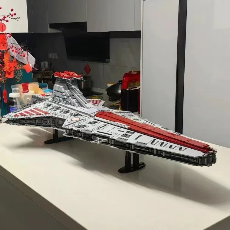 Stock Biggest Venator Class Republic Attacks Cruiser Modell 75367, Bauset, Blöcke, Ziegel, Spielzeug