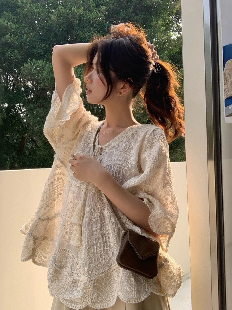 

Bohemian V-Neck Short Sleeve Embroidered Lace Shirt Women's Summer Lazy Style Five-Quarter Length Casual Fashion Korean Version
