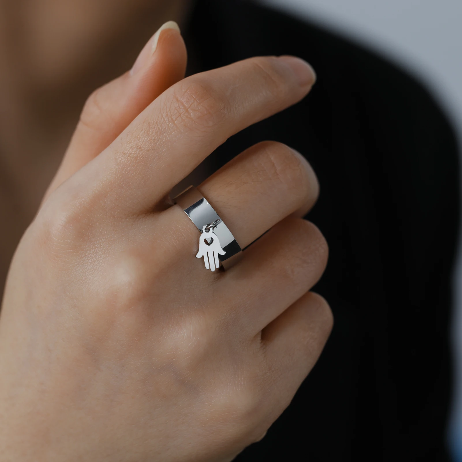 Kkjoy Damenringe, silberfarben, Hamsa, Hand der Fatima, Edelstahl, weibliche Persönlichkeit, hohler Schmuck, Accessoires, Mädchen-Geschenk – Detail 26