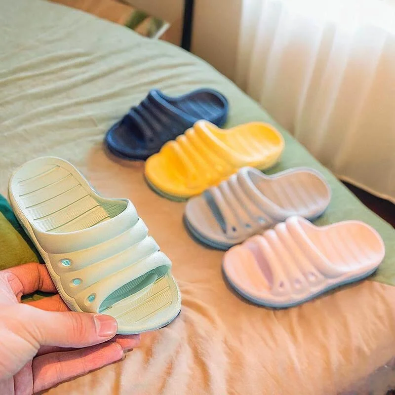 

Portable Travel Children's Slippers Disposable Bathing Hotel Anti-slip Soft Bottom Sandals for Boys And Girls Home Comfortable