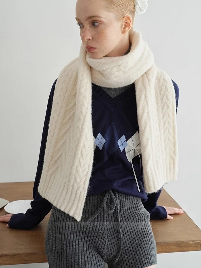 Echarpe-classique-en-laine-torsadee-tricotee-pour-femme-automne-hiver-polyvalente-grande-protection-chaude-echarpe-de-poincon-blanc-doux