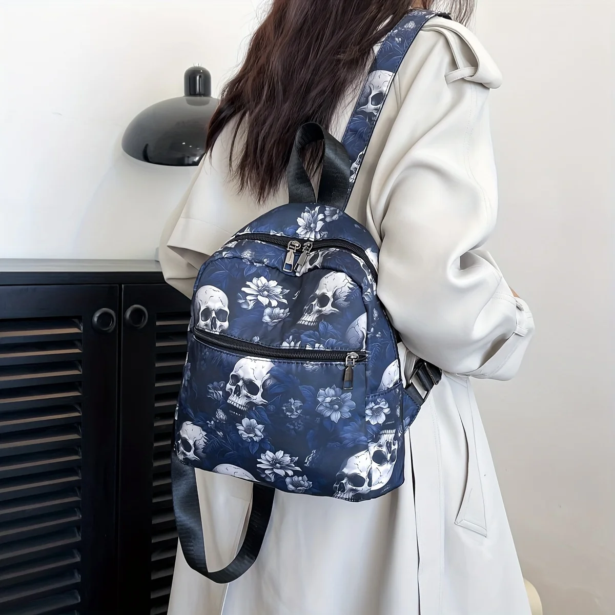 Skull Print Backpack Backpack, Halloween Punk Daypack Purse, Trendy Outdoor Travel Schoolbag