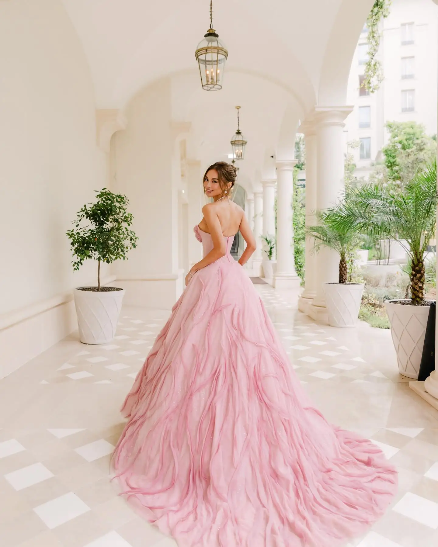 Couture Dusty Rose Pink Long Evening Dresses With Handmade Flower Details Dreamlike Puffy Tutu Tulle Bridal Dress