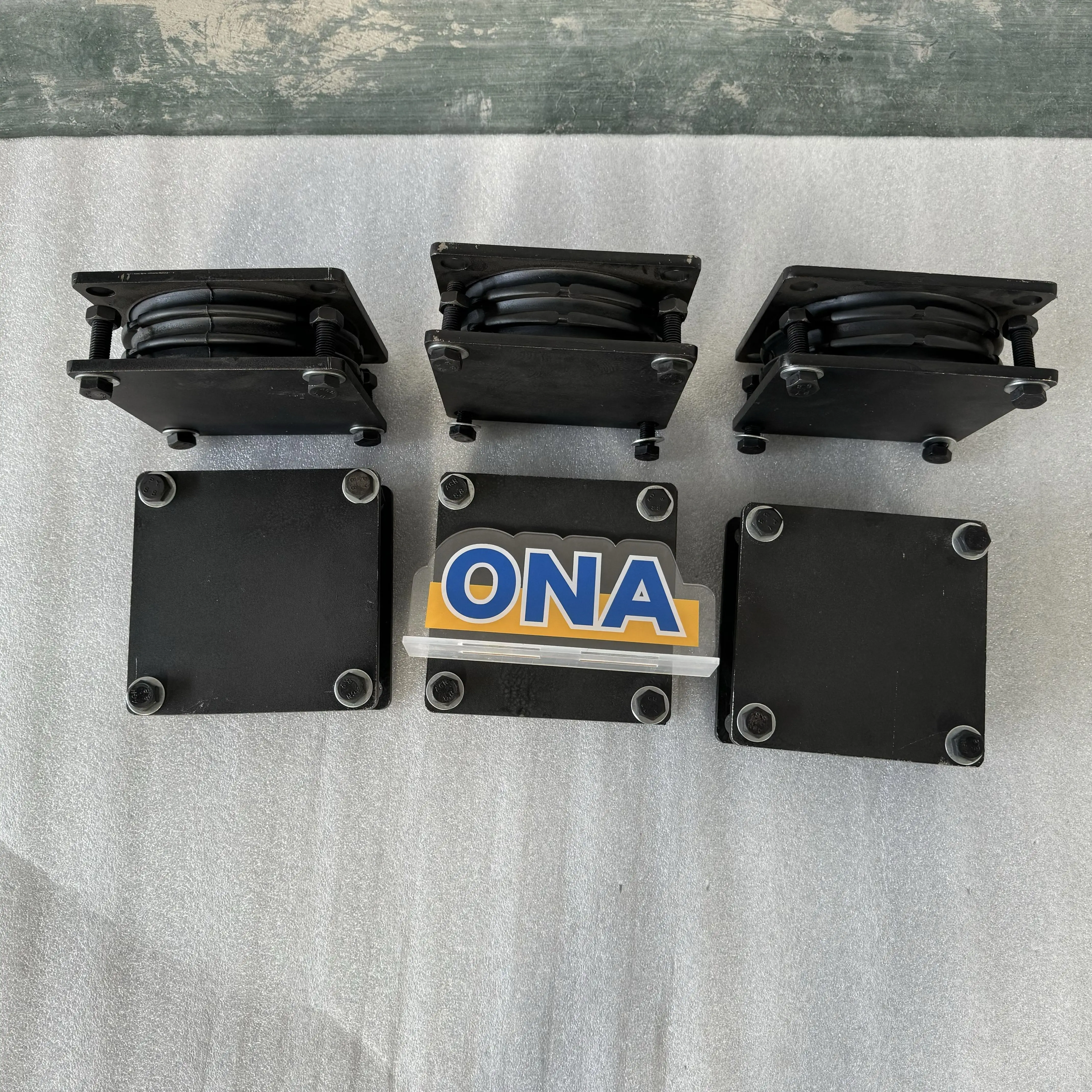 قطع غيار التعدين المطاطية الاستهلاكية HP400 قطع غيار كسارة المثبط ONA-MM 0906284 #2