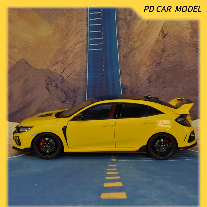 AUTOART Collectible 1:18    Honda CIVIC TYPE R  FK8 YELLOW Gift for friends and family