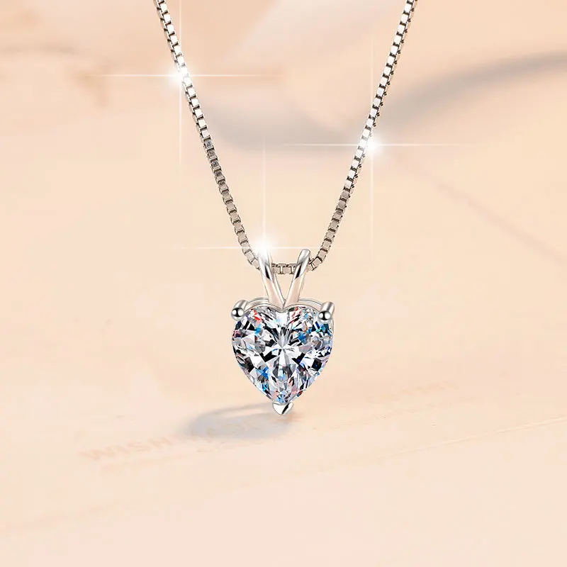 

Fashion Heart Clavicle Chain Women's 2CT Moissanite PT950 Platinum - 2CT heart stone, platinum chain, party showstopper