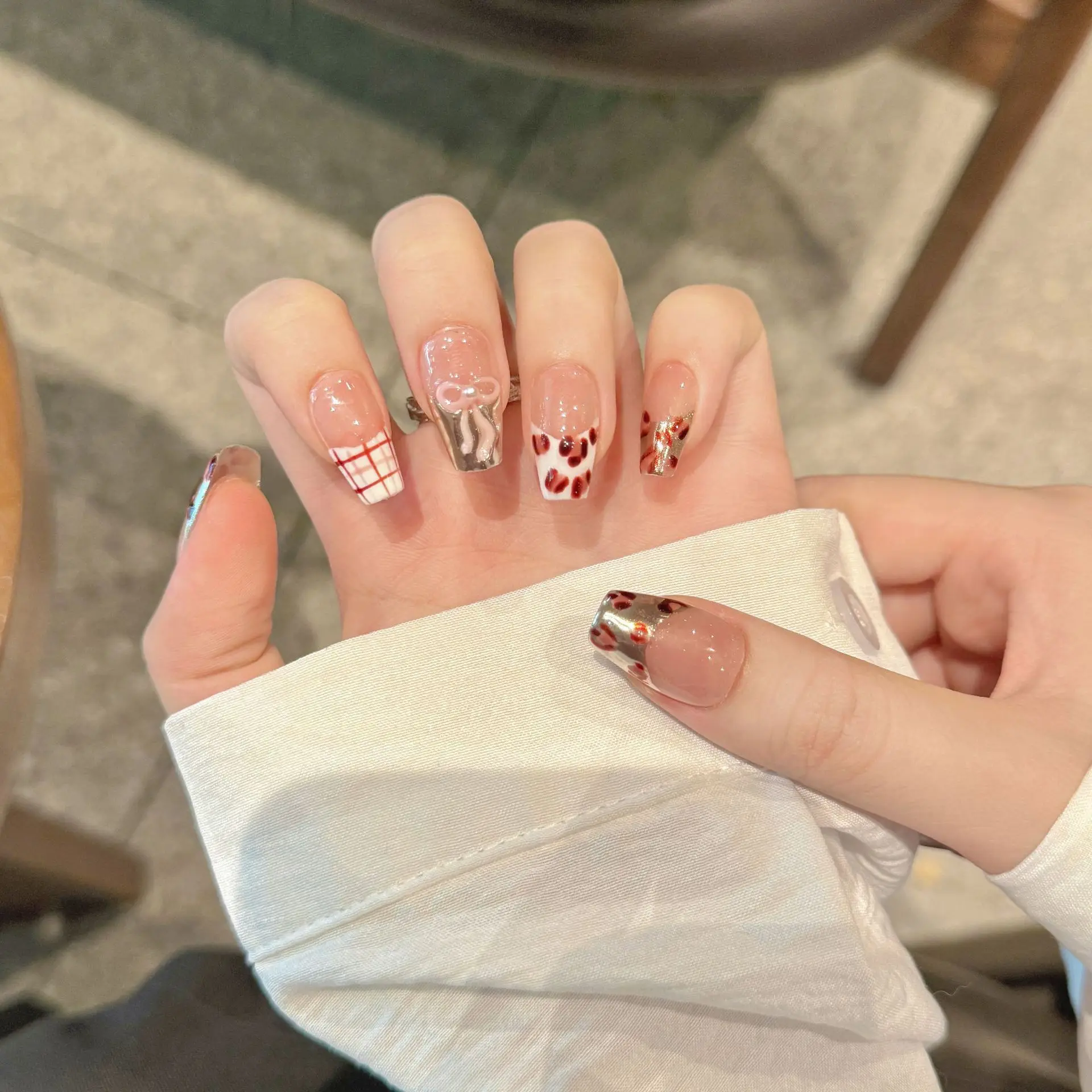 Handmade Press on Nails Pink leopard print False Nail Tips Wearable Full Cover French Magic Mirror Gradient Sweet False Nails