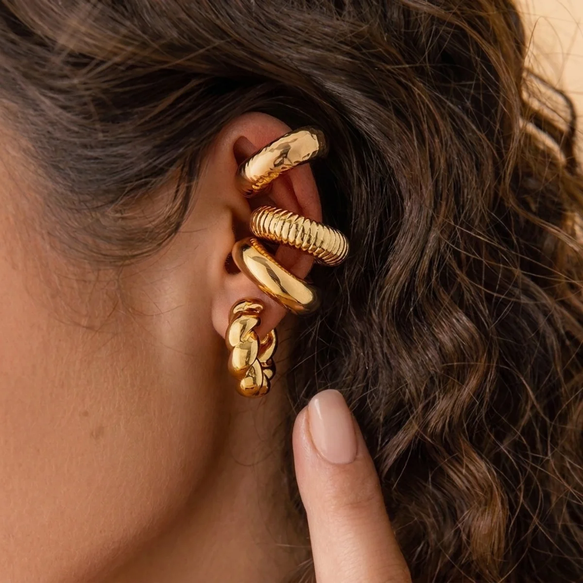 4 Stück/Set Street-Style, klobige, gehämmerte, verdrehte C-förmige Ohrklemmen, Ohrringe für Damen und Herren, ohne Ohrlöcher, glatte Ohrclips, Punk-Schmuck – Detail 5