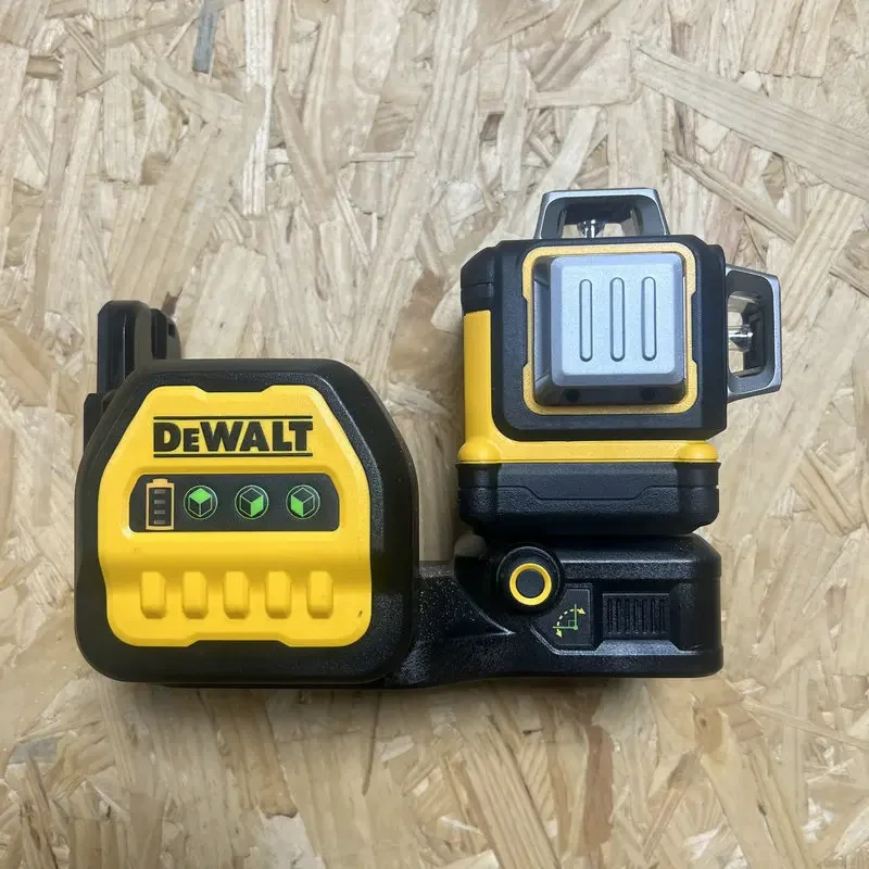 DeWalt DCLE34030GB 20V 3 x 360 green laser (body only)