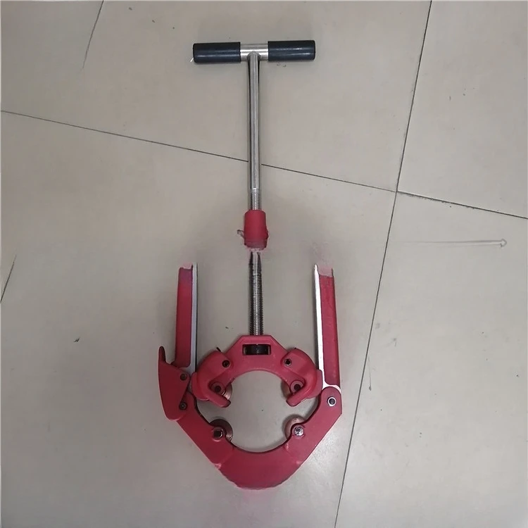 Articulated explosion-proof cutter for manual pipe cutter