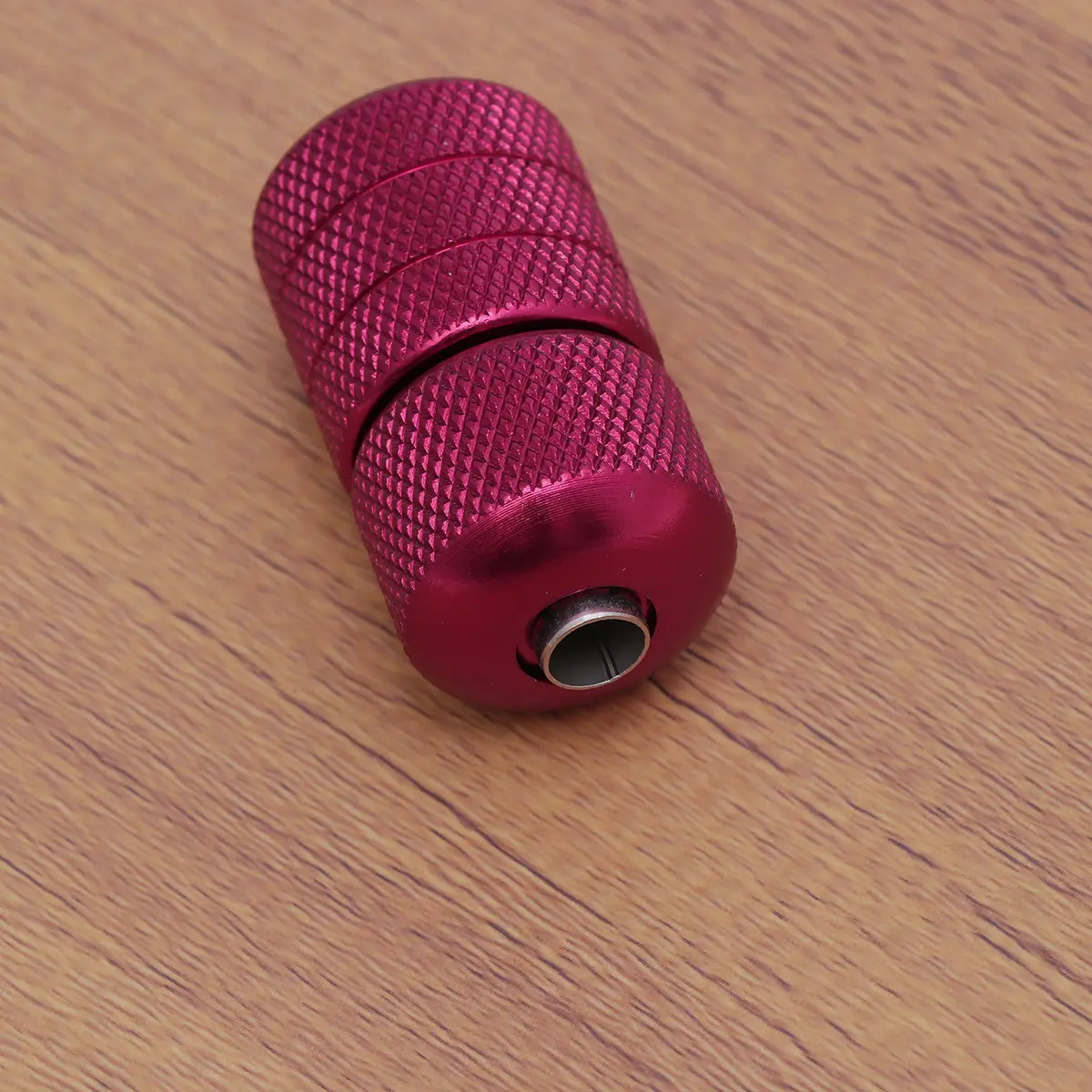 

Рукоятка для тату-машинки из алюминиевого сплава с самоблокирующимся механизмом, нескользящая, с храповым механизмом, удобная, для надежного захвата, для профессиональных мастеров