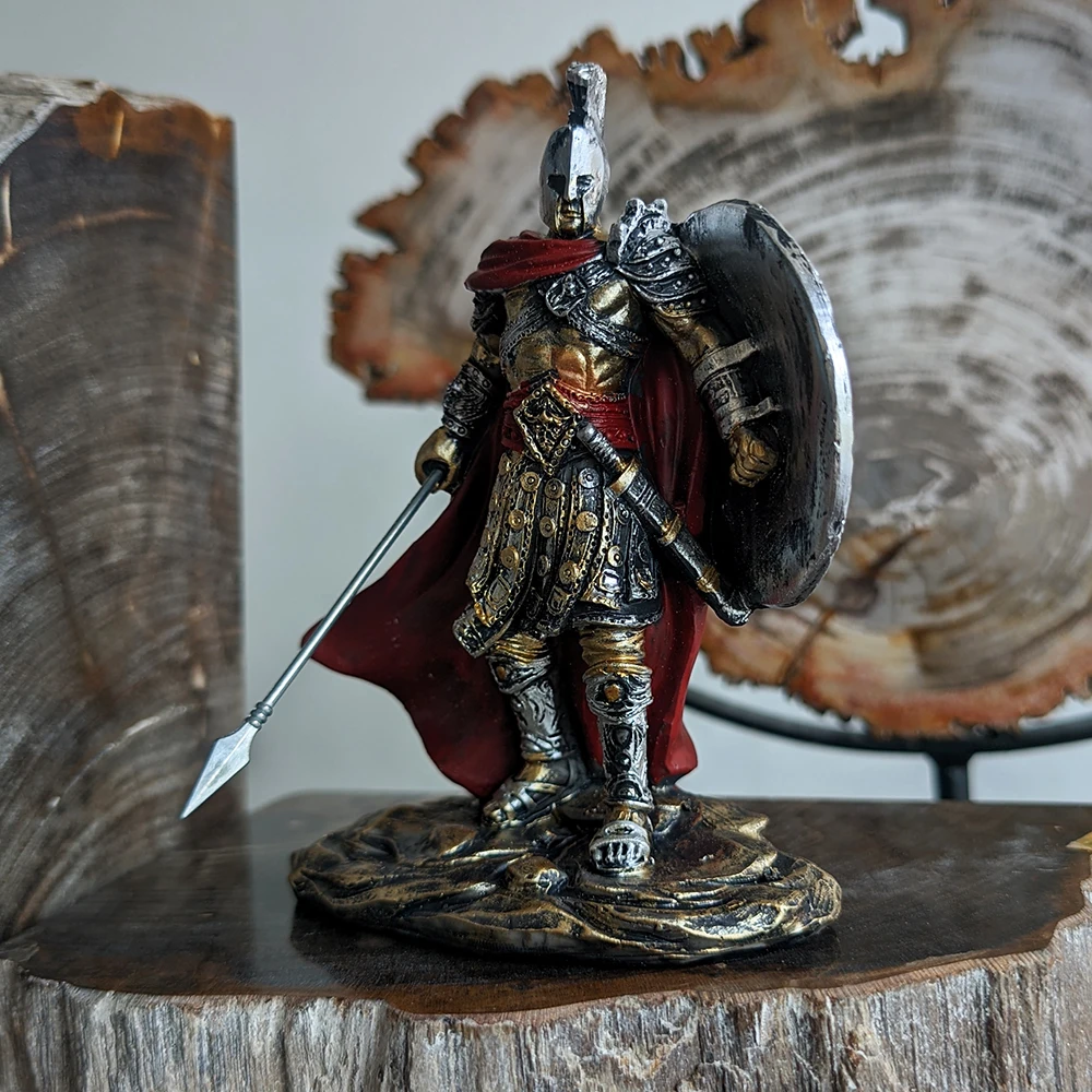 Nuevo personaje espartano Retro, estatuilla artesanal, adornos ligeros de lujo, accesorios de decoración para el hogar y el dormitorio, colección de ideas de regalos para novio