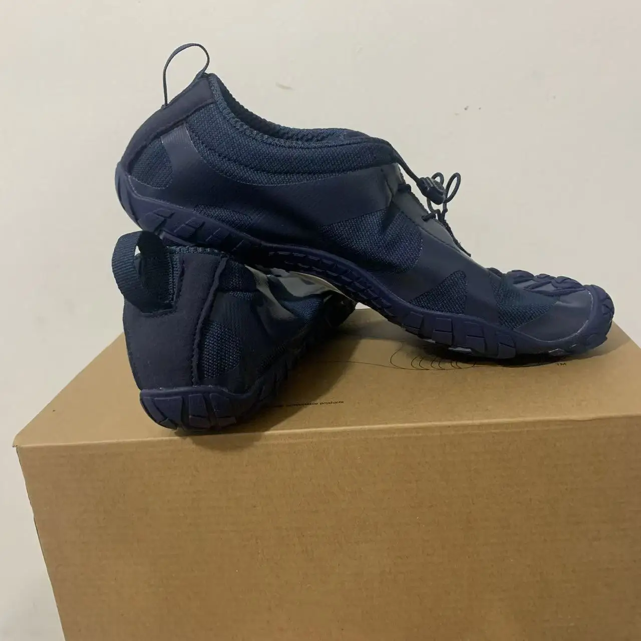 New 2025 Summer Essentials Professional Unisex Squat Weightlifting Shoes Power Wrestling Shoes Neutral Squat Shoes Fitness Shoes