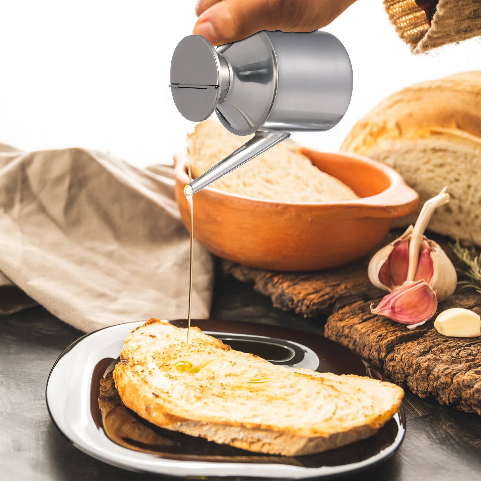 

1pcs 200Ml Stainless Steel Bottle Long Spout Oil Dispenser For Kitchen Refillable Cooking Oil Container Sauce Dispenser Vinegar