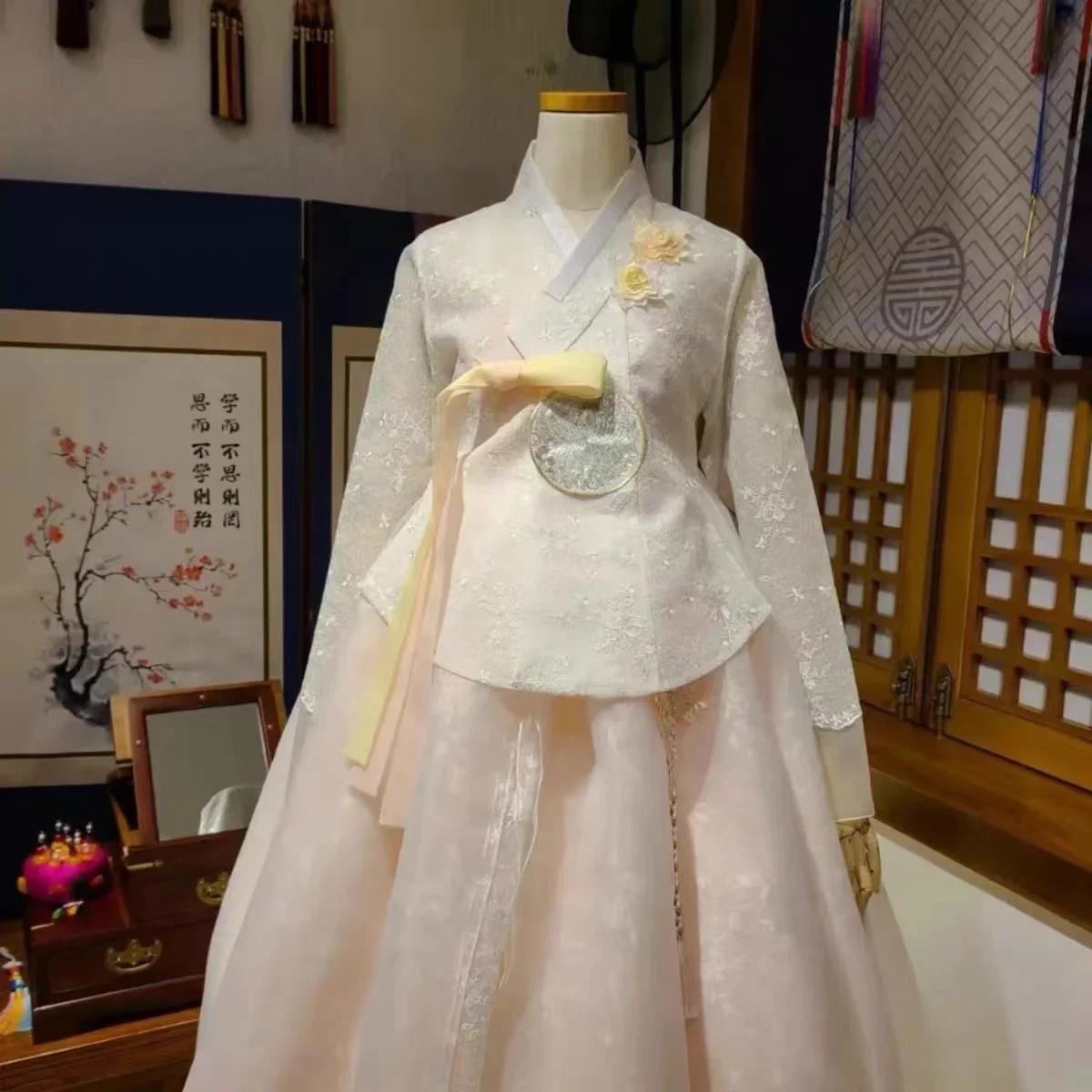 2025 Hanbok Yanji Korean costume aristocratic princess ancient style photo new ancient palace Korean version of the costume