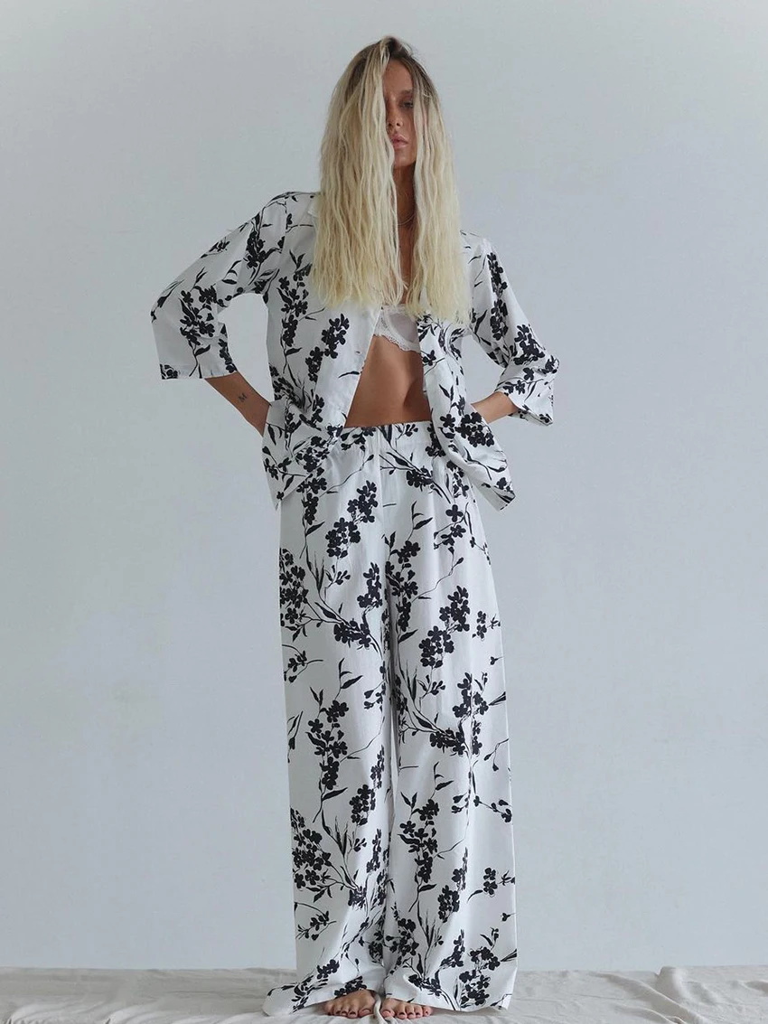 

Marthaqiqi Printing Ladies Nightie Suit Turn-Down Collar Nightwear Three Quarter sleeve Pyjamas Pants Casual Printing Pajama Set