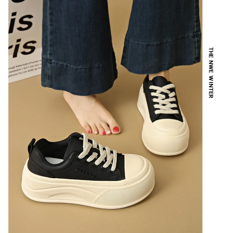 أربعة مواسم في الهواء الطلق أحذية نسائية خفيفة الوزن متعددة الاستخدامات مريحة أحذية مفلكنة المضادة للانزلاق تنفس الأحذية 2026 #6