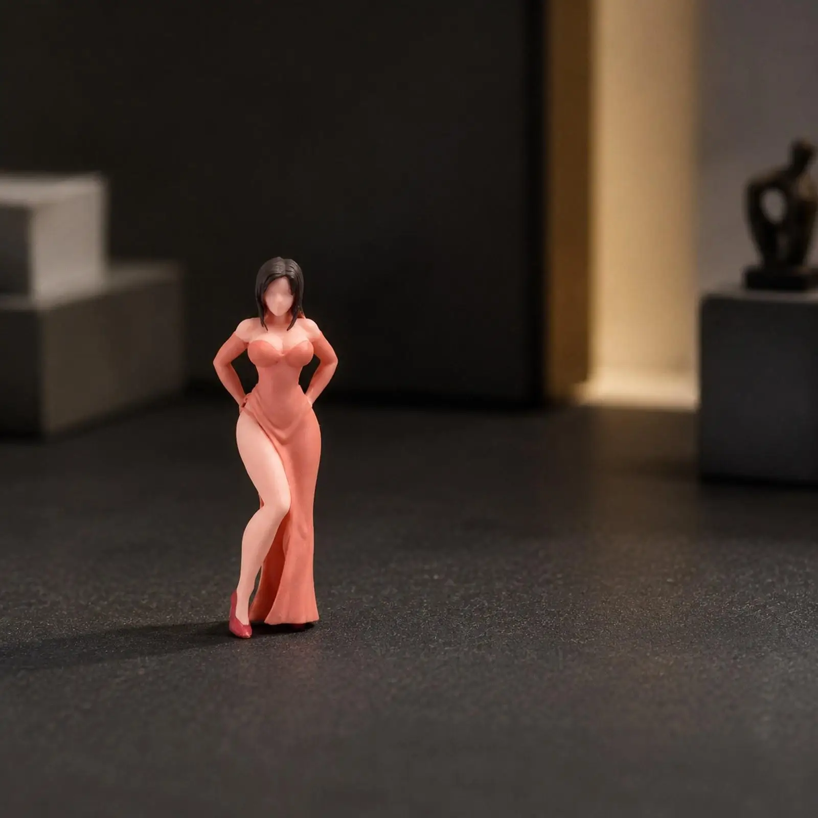 1/64 Woman Figure Fairy Garden Collections Character Micro Landscape Layout Decoration Prop Miniature Figure Dioramas Figurine