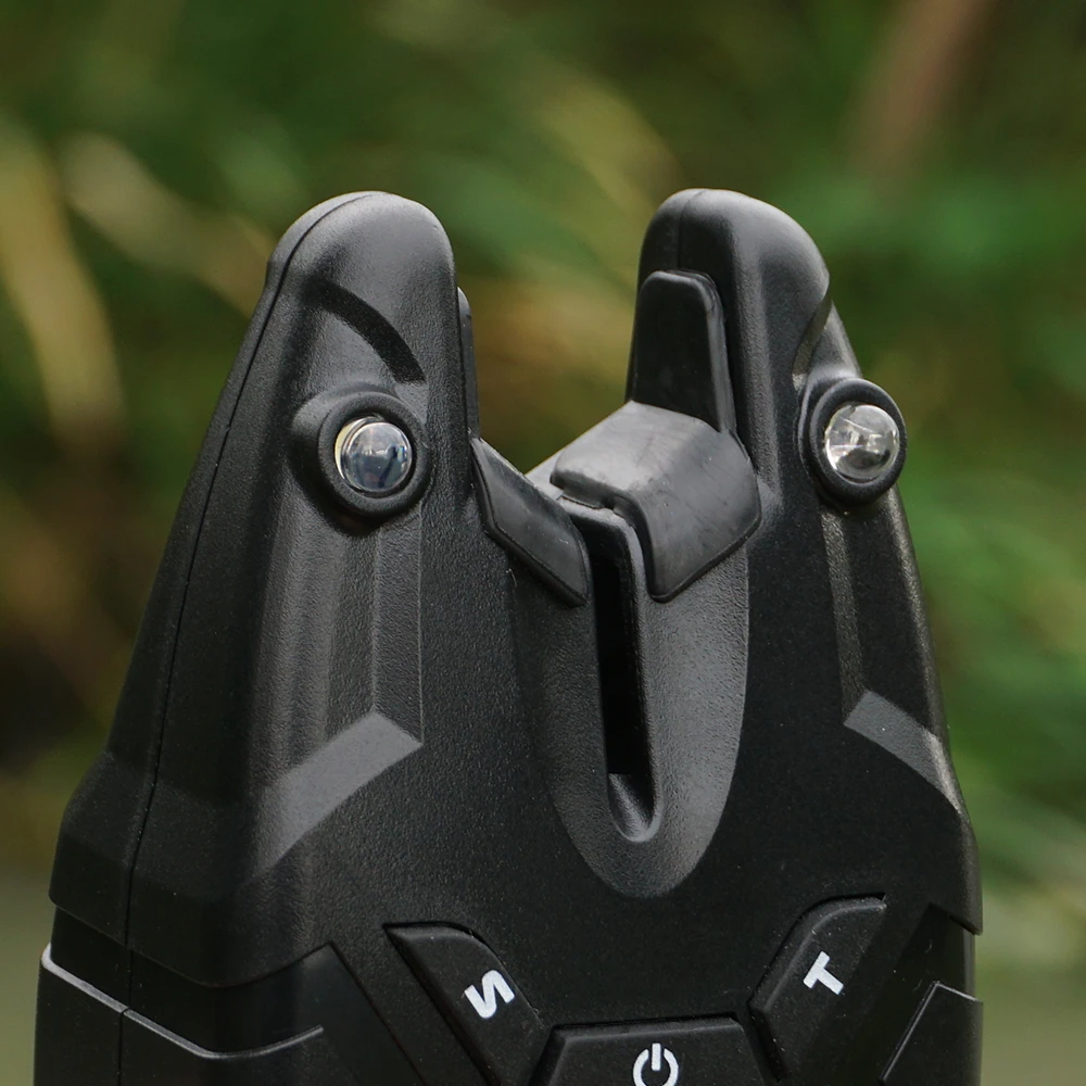 Hirisi S9 Wireless Carp Fishing Bite Alarm 1+4 Set Adjustable Volume Tone Sensitivity Waterproof LED Bite Indicator with Case