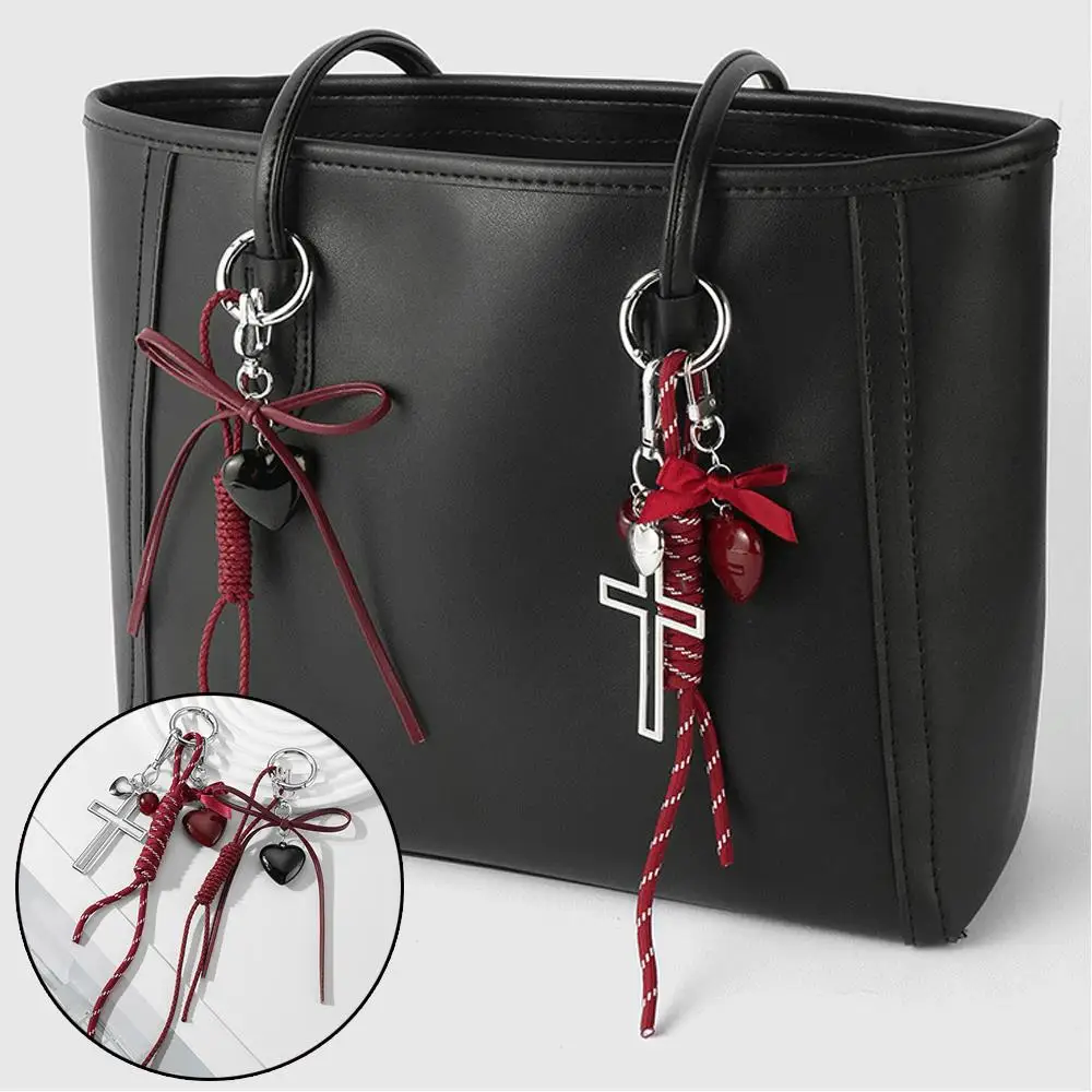 Y2K編組ロープバッグペンダント、キーホルダーオーナメント、アルカリ水バウンド、多機能赤い蝶の結び目、愛の十字架の装飾
