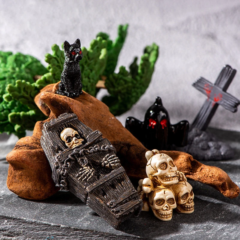 New Mini 3D Horror Halloween Raven Tombstone Skull Series Resin Hallowmas Doll House DIY Accessories