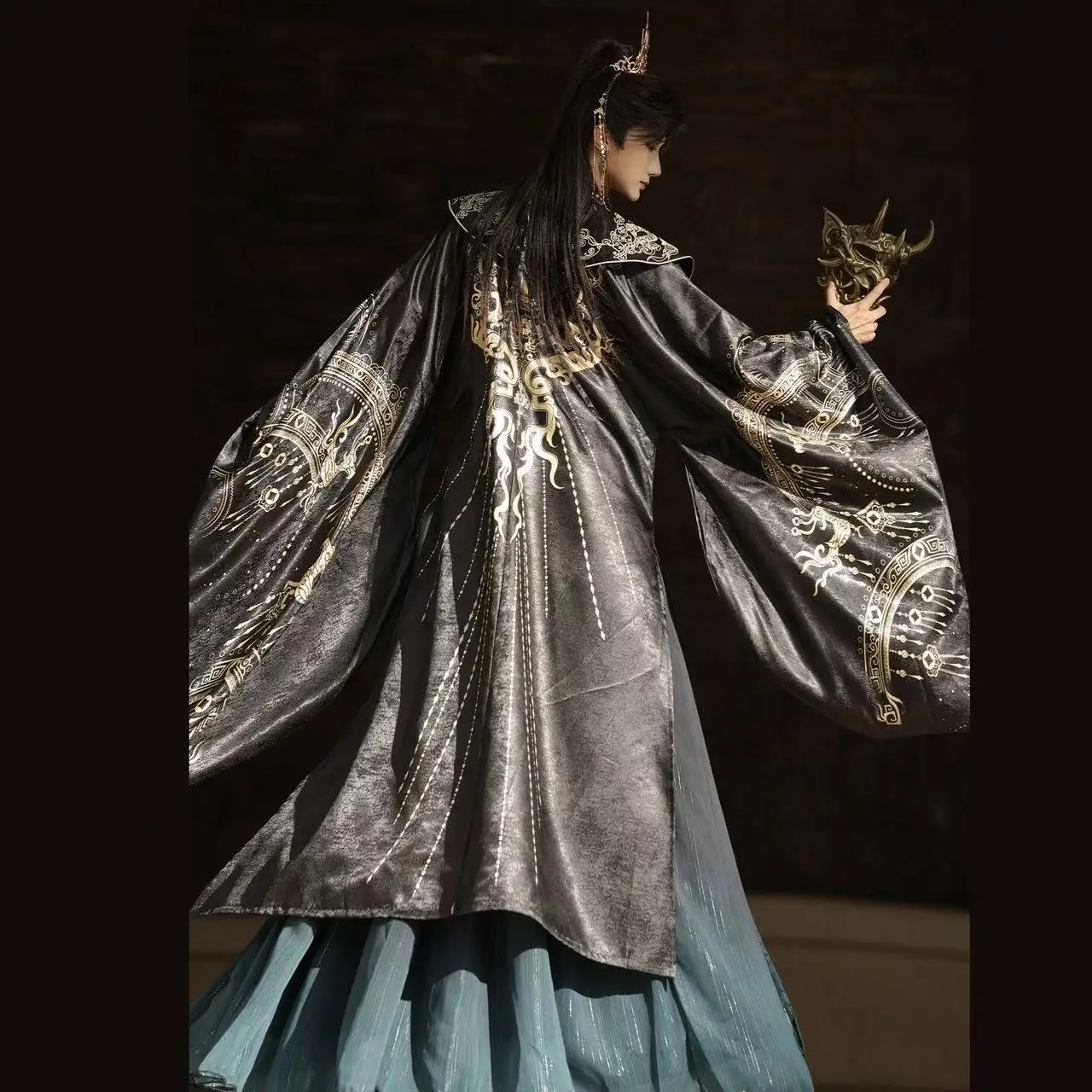 Chinese Jacquard Clothing Carnival Event Wuxia Cosplay Costume Stage Palace Style Champagne Gold Hanfu Men Women Traditional