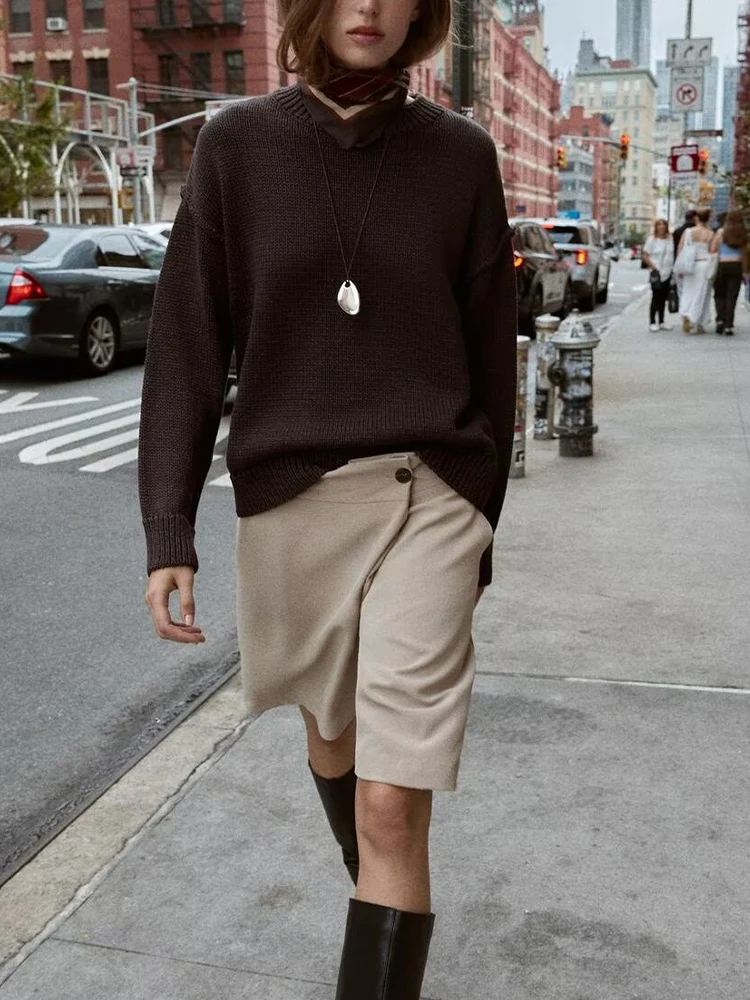 

Европейский и американский стиль, осенне-зимний новый модный тренд, женский свободный универсальный повседневный декоративный свитер с вышивкой