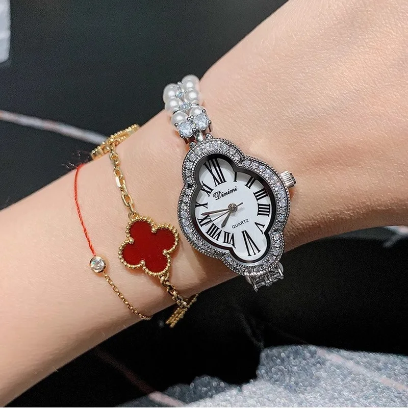 DINIMI Four-leaf clover watch female temperament light luxury retro small dial stone set diamond pearl bracelet table gifts