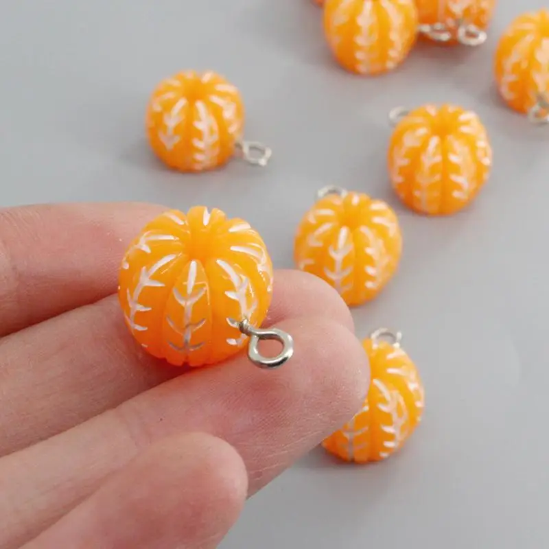 Bulk 10-100pcs 3D Small Tangerine Resin Fruit Charms Cute Earring Bracelet Hair Accessory Pendants DIY Jewelry Making keychains