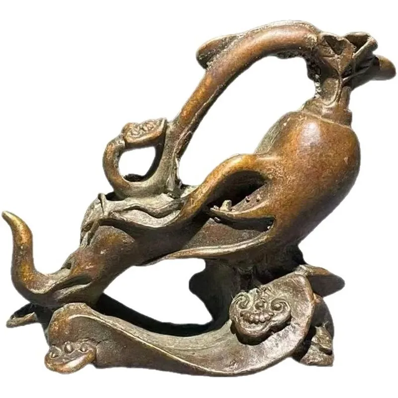Solid old sculpture of ginseng and wish-fulfilling , vintage tea ceremony ornament, antique copper piece,