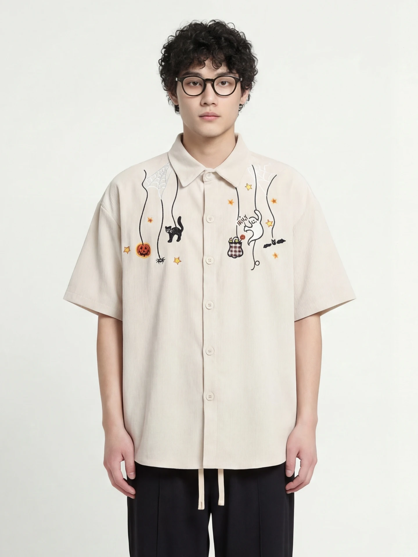 

Loose Short Sleeve Embroidery Shirt Street Retro Casual Versatile from Youth Polyester Fiber Spring Autumn Wear
