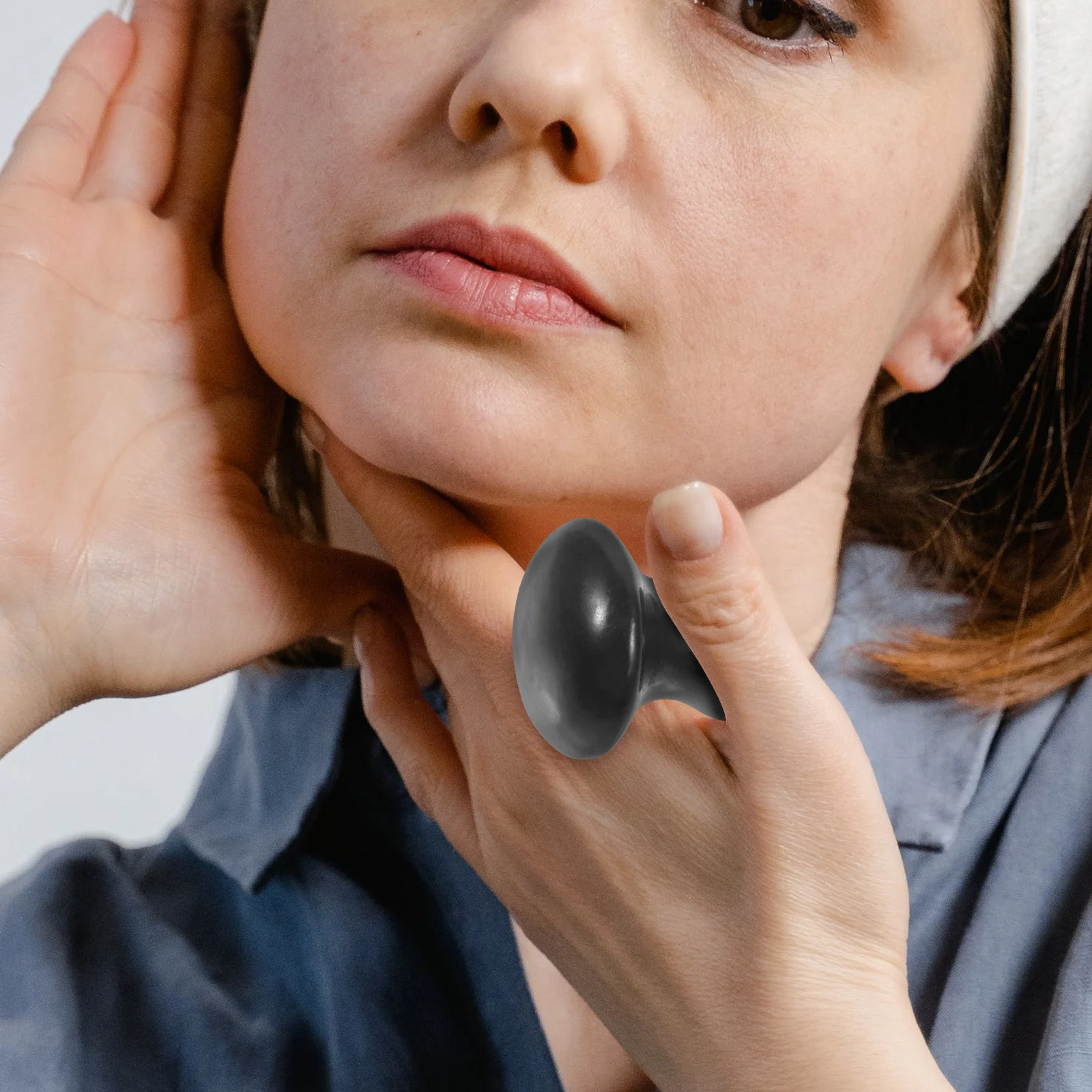 

Facial Massage Tool Resin Face Roller Lightweight Comfortable Grip Relaxing Skin Massager Puffiness Remover Beauty Tool