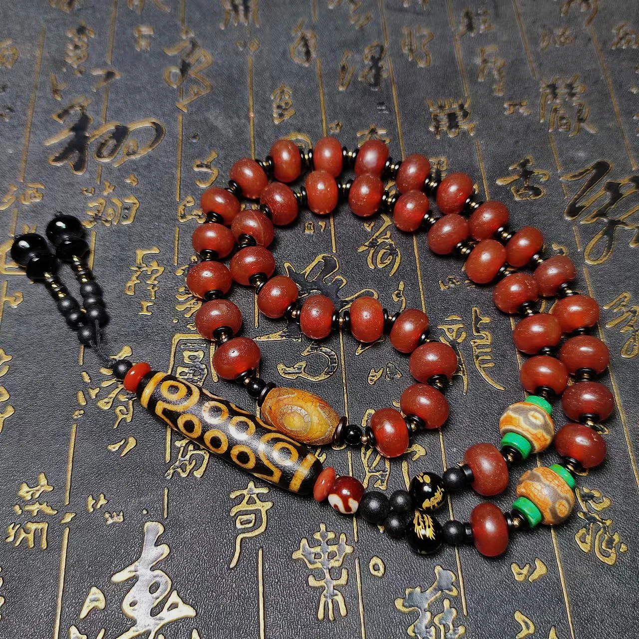 

Fire Offering Type Yellow 3/21 Eye Money Hook Totem Old Aagate Dzi 14mm Weathered Red Agate Beads String Men&Women Necklace