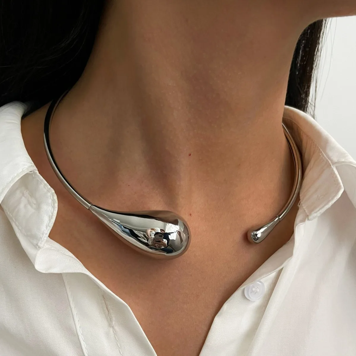 Exaggerated Metal Water Drop Shape Open Collar Choker Necklace for Women European American Personality Accessories Party Jewelry