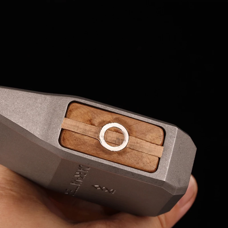 Outdoor Portable EDC Multifunctional Tactical Axe Camping Car Emergency Window Breaking Tool