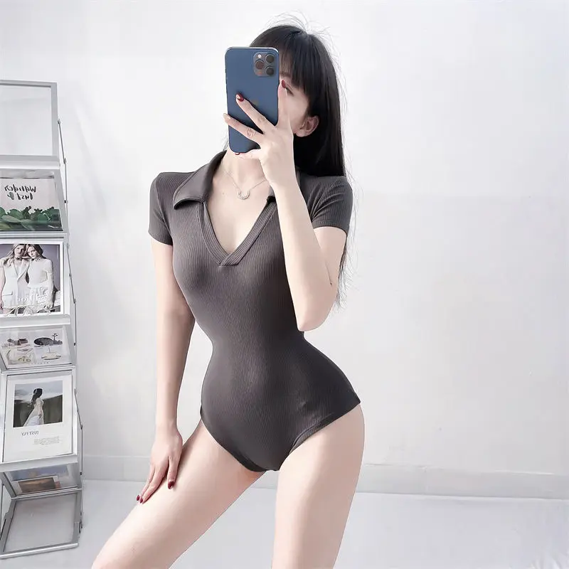 2022 new Western-style shirt collar slim short sleeve onesie T-shirt top Office Lady  Solid