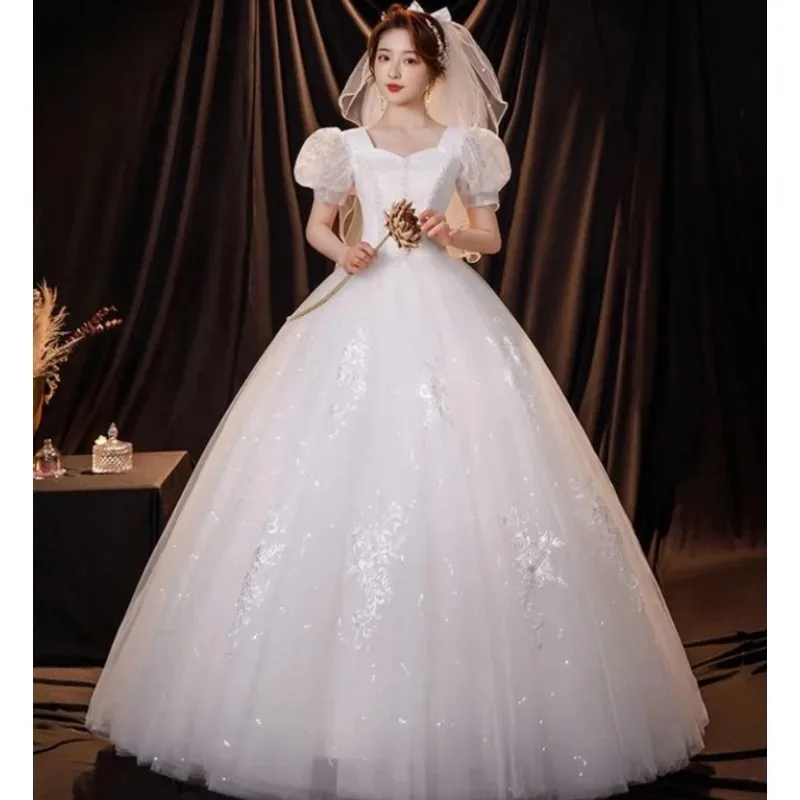 Свадебное платье с высоким воротом