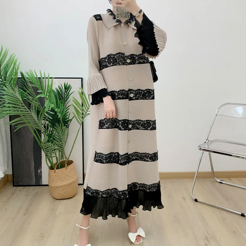 

GGHK Miyake Pleated Lapel Dress for Autumn Wear with New Lace Splicing and Single Breasted Ruffle Sleeves Plus Size Dresses