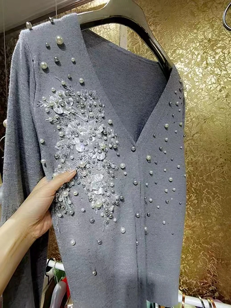 Luxury Pearls Beaded Flowers Stitch Knitted Cardigan Women Heavy Industry New In Long Sleeve V-neck Knitted Outwear Sweater Top