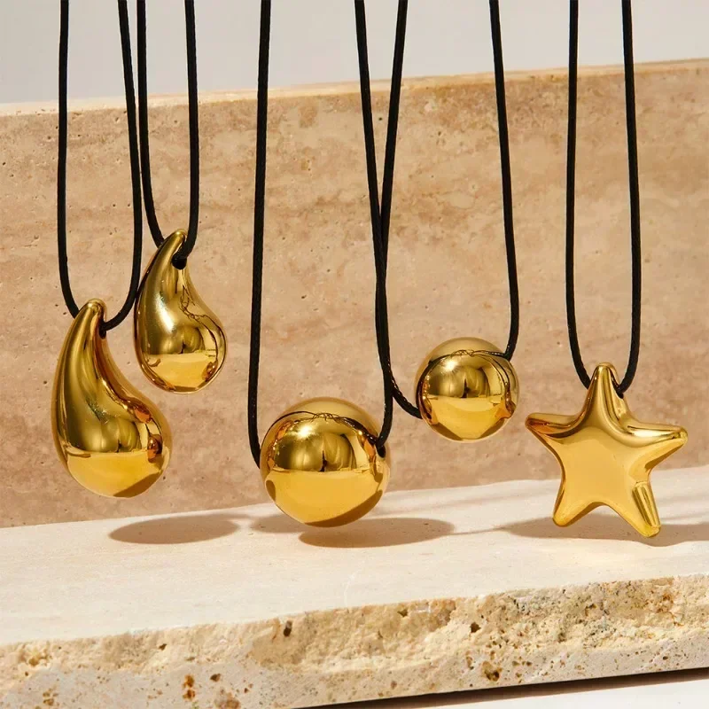 Modern Jewelry European and American Design Gold Color Heart Teardrop Pendant Necklace For Women Party Gifts Accessories