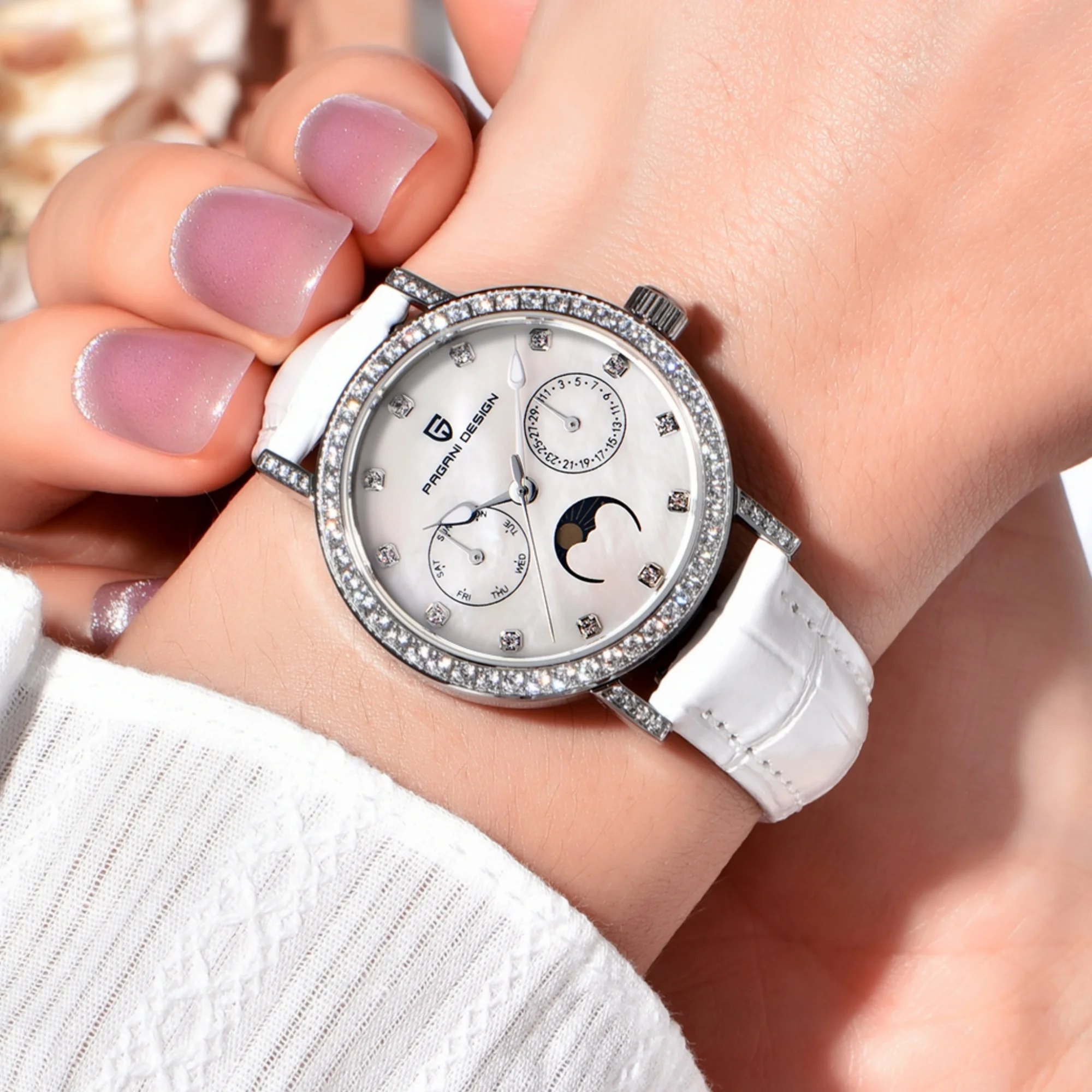 PAGANI DESIGN جديد 2025 ساعات كوارتز نسائية VX3HA الياقوت الكريستال الفولاذ المقاوم للصدأ مقاوم للماء 100 متر التقويم Reloj