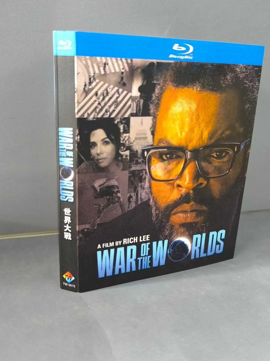 War of the Worlds (2025) 1-Disc 1080P All RegionPlay Seal Box English Subtitle
