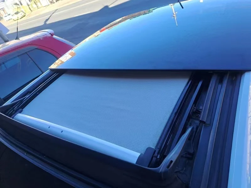 

Hot Sell Universal Car Sunroof Assembly Electric Sliding Sunroof Universal Panorama