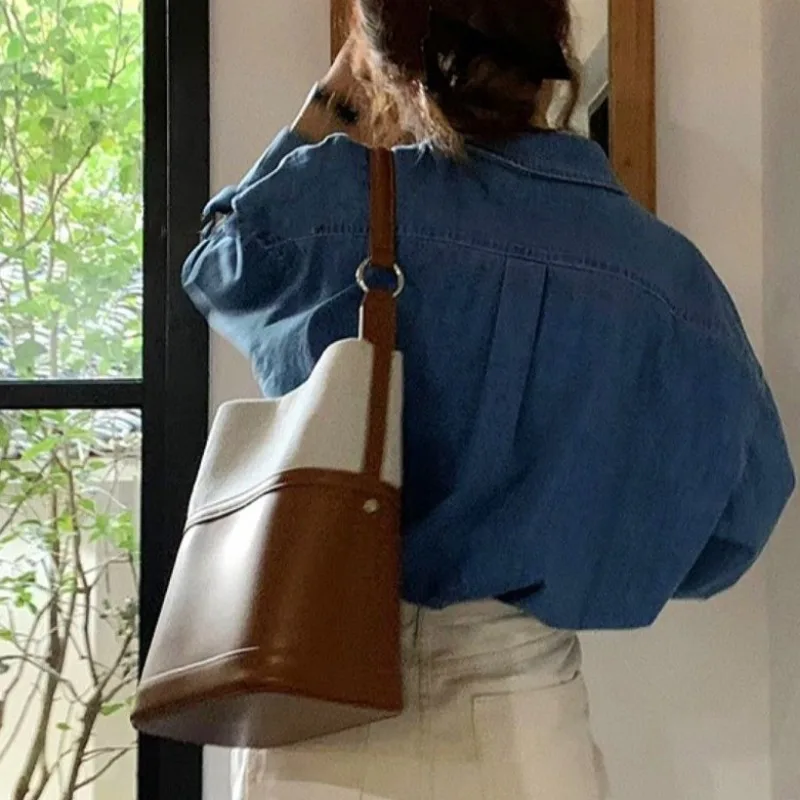 Single Shoulder Crossbody Large Capacity Commuting Bucket Bag Women\'s Bag 2024 Canvas Patchwork Single Shoulder Underarm Bag