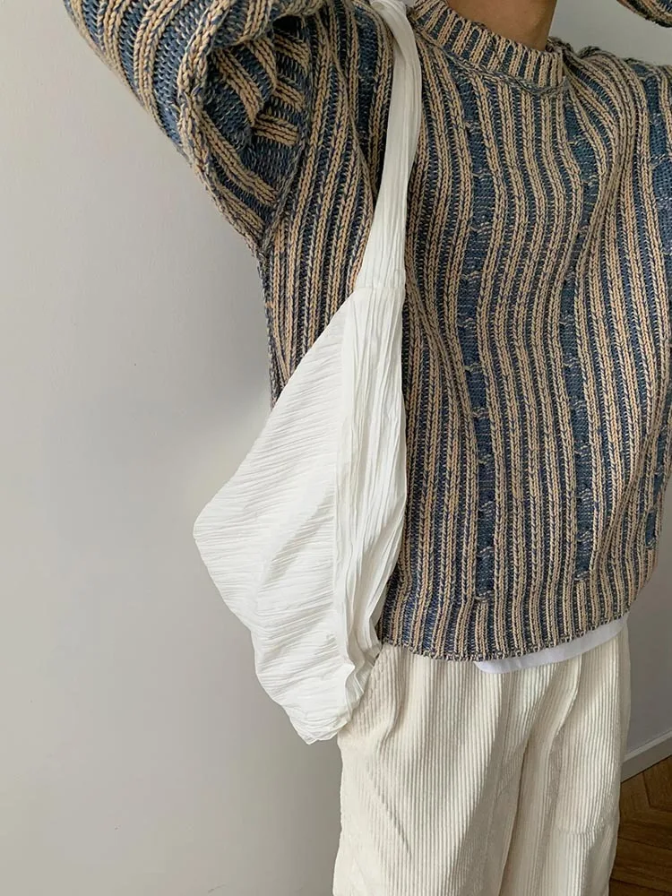 Men's Korean Style Sweater Retro Color Block Knitwear Loose Fit Round Neck Jumper Soft Casual Pullover for Autumn Winter Fashion