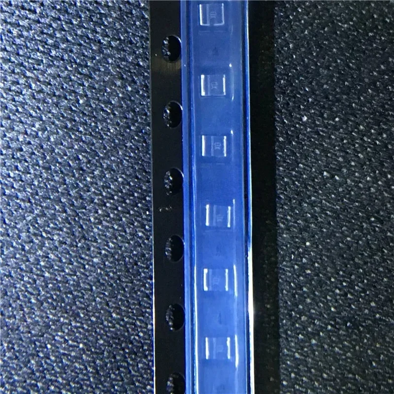 10pcs BZX284-B10 BZX284 silk screen XD SOD-110 brand new imported original, can be shot directly