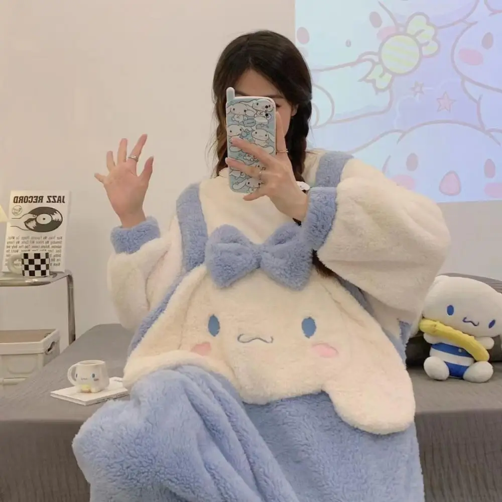 

2025 Coral Velvet Cinnamoroll One-Piece Pajamas for Women Sanrio New Style Thickened Autumn Winter Girls Student Cute Homewear