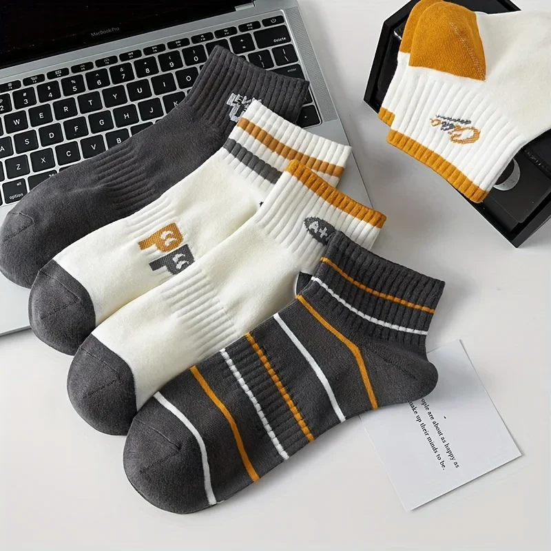 5 Pairs Men\'s Striped Short Socks with Wide Cuffs and Letters, Sports and Leisure Socks Summer Blending Boat Socks