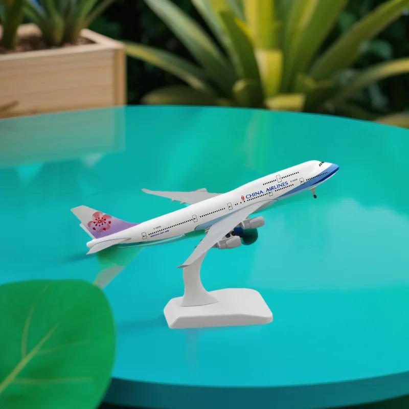

Display 747 Simulation Civil Airliner 1:400 20CM Scale B747 China Airlines Toys Model Alloy Static Model Aviation Collection
